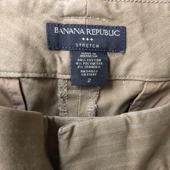 Banana Republic Tan Pinstripe Stretch Capri pants - Picture 3 of 4